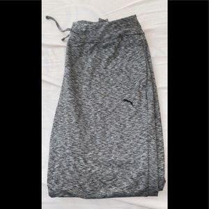 Women medium puma drawstring joggers gray and black